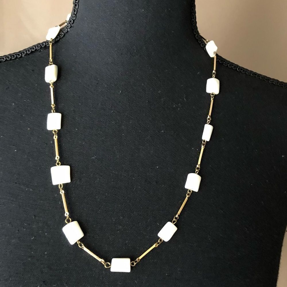 💝Neckace w/Square Mother of Pearl